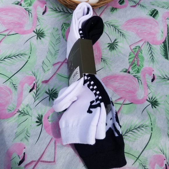 Timberland Men's Logo Crew Socks NWT Black White - Picture 4 of 6